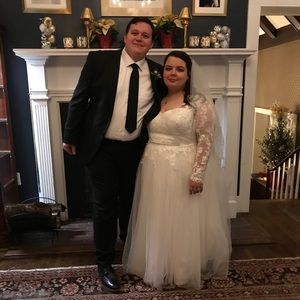 David’s Bridal PLUS SIZE Wedding Dress
